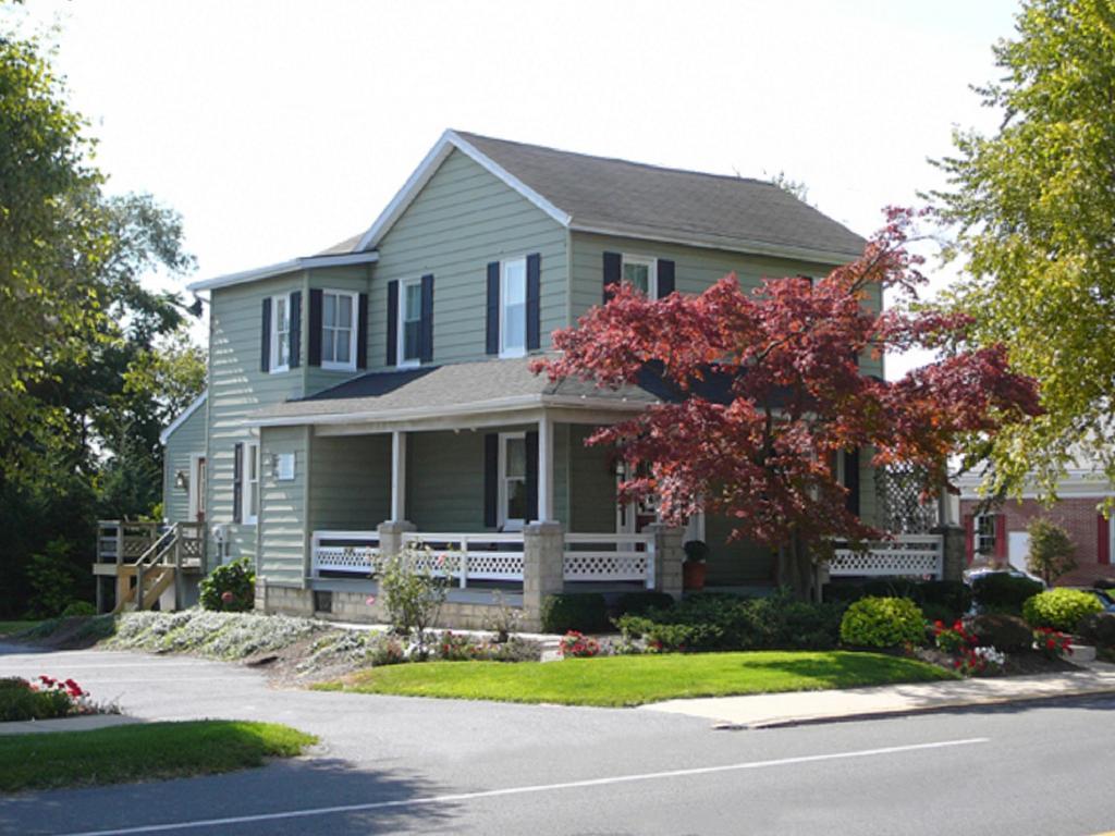 Country Squire Inn And Suites New Holland Exterior foto
